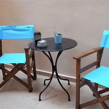 Elegant And Comfortable Apartment In The City Center Ermoupoli Exterior foto